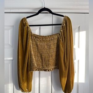Anthropologie Gold velvet puff sleeved blouse size medium